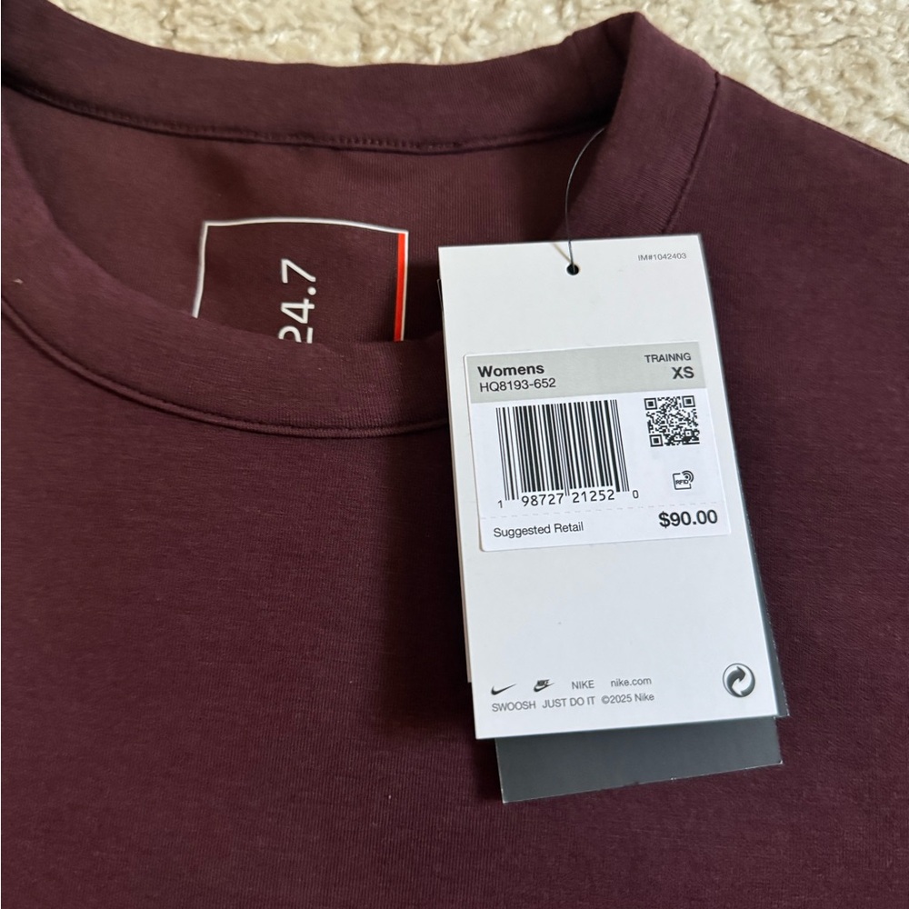 NWT Nike Women's Long Sleeve Crewneck Top - Deep Plum - Picture 5 of 11